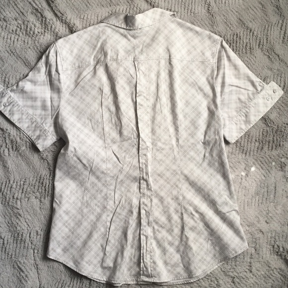 NY&Co Dove Gray Shirt - Perfect Condition - Picture 3 of 3
